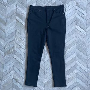 Express-Black Stretch Skinny Leg High Rise Jeans- US 14 regular